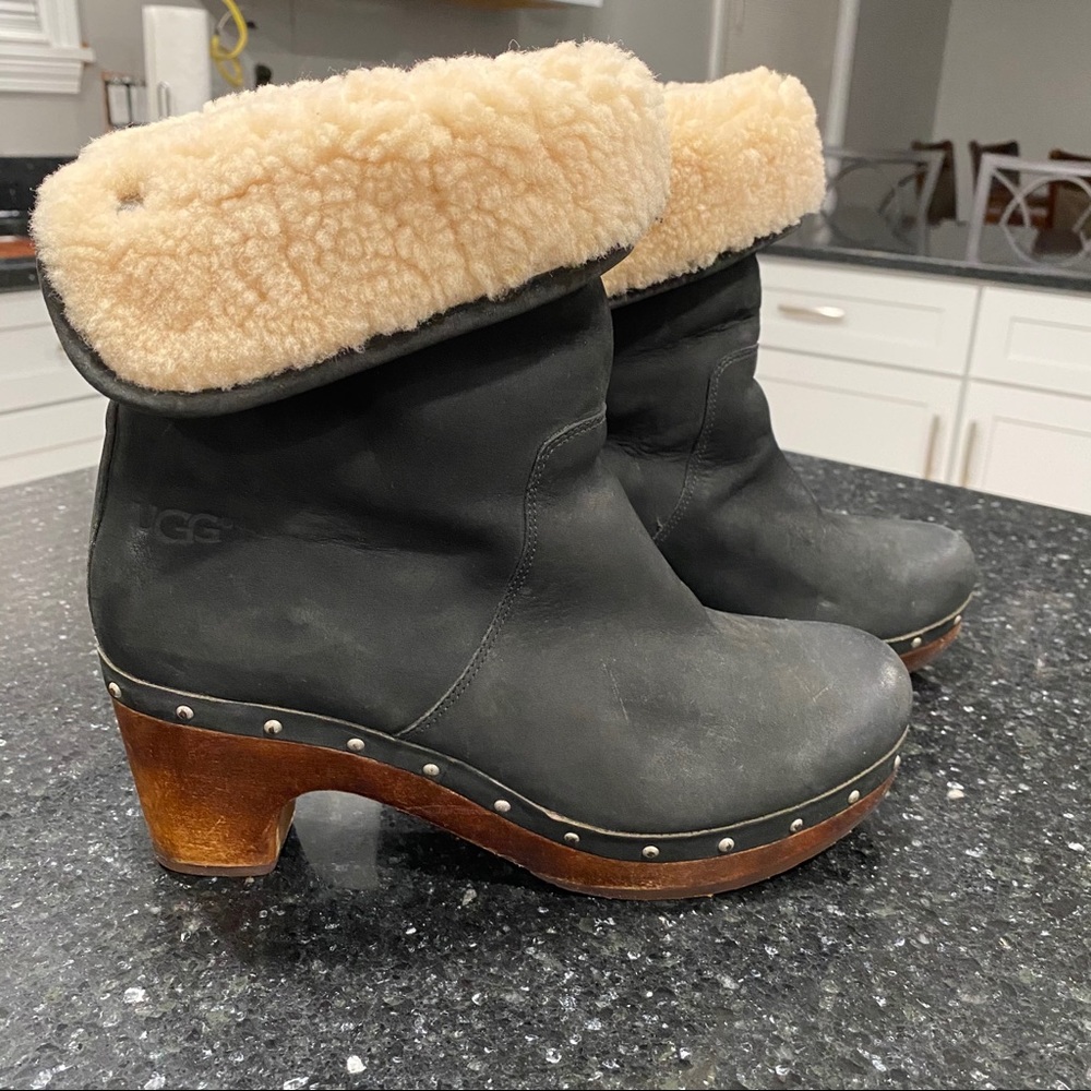 Ugg Lynnea Short Boots Cuff Clog Shearling